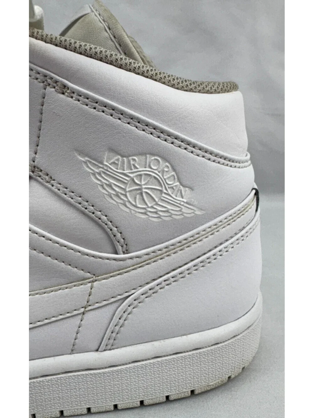 Air Jordan 1 Mid Triple White Men's US Size 11 Shoes 554724-136